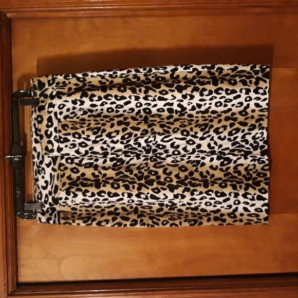 Grace Elements Leopard Skirt Size 8 - Picture 4 of 5